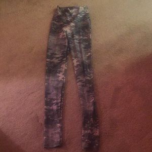 Emily Hsu leggings grey/black print